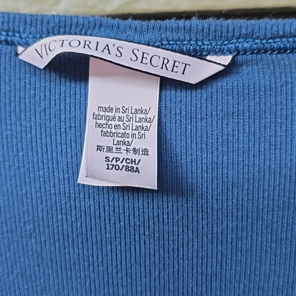 Victoria's Secret Modal Blue V-neck Crop Henley Small - Picture 2 of 6